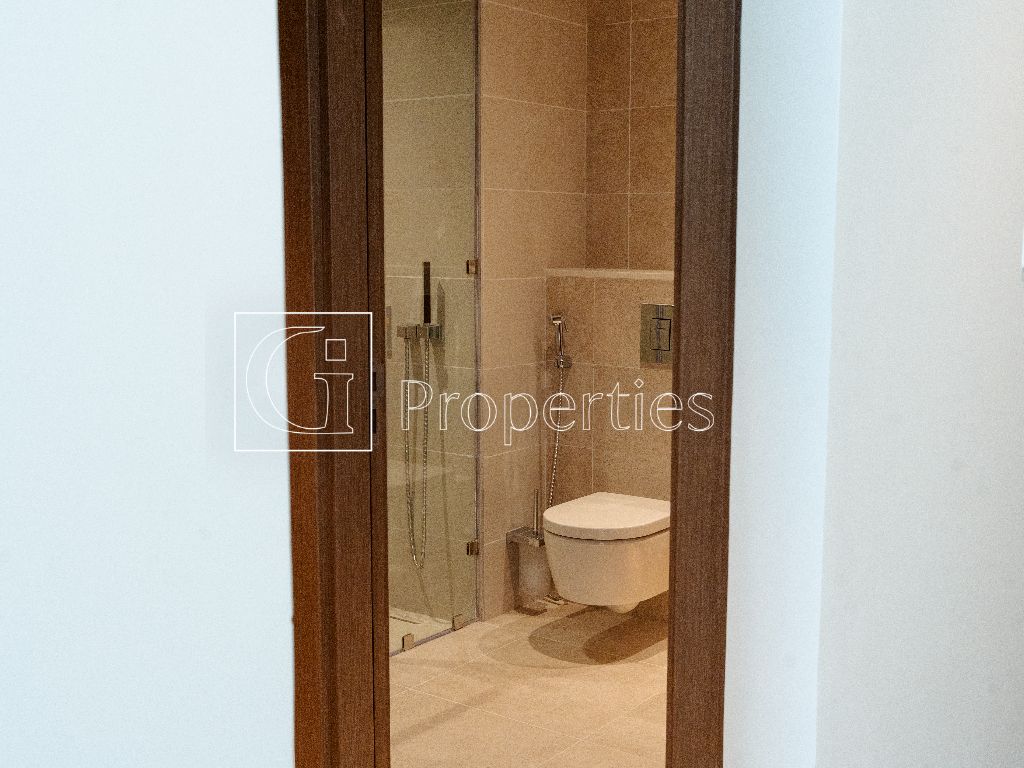 Big Layout | Spacious | Elegant Layout - 13