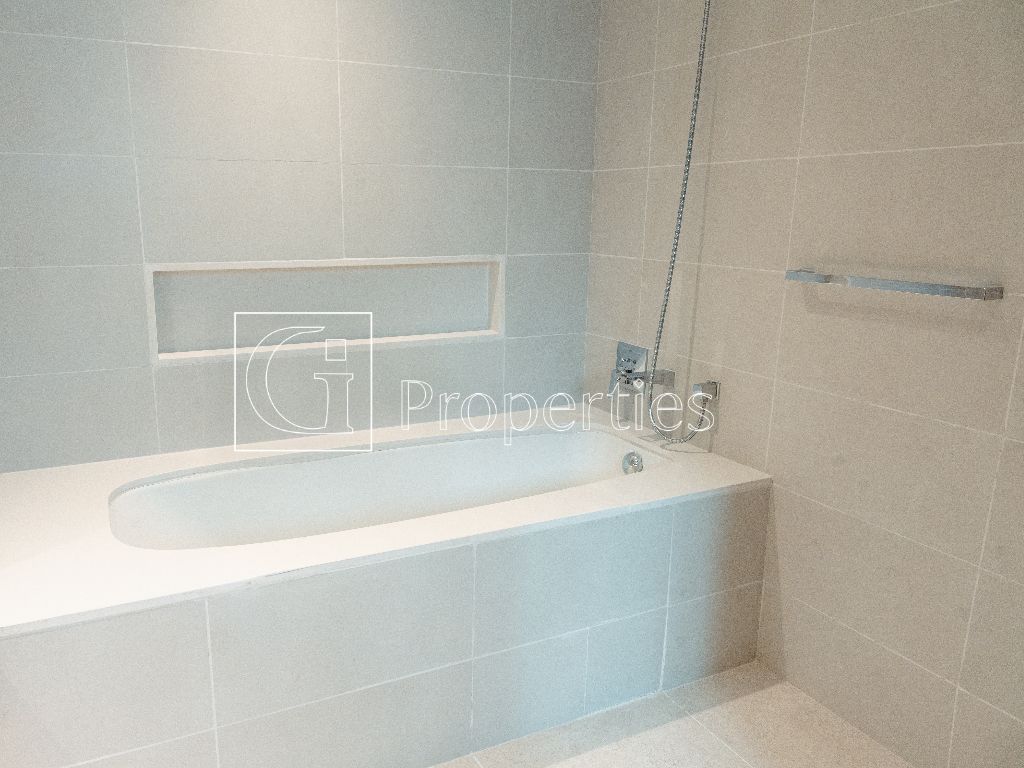 Big Layout | Spacious | Elegant Layout - 17