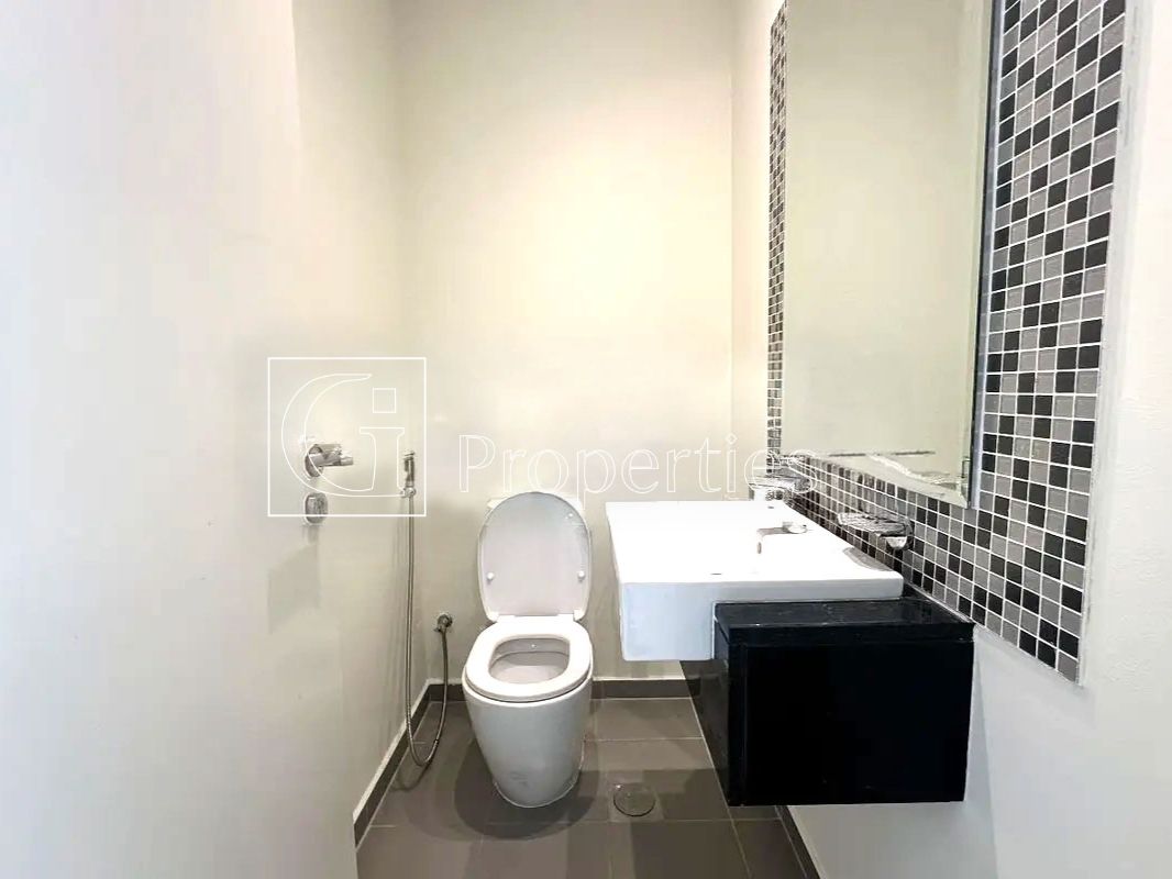 Single Row | Large Garden | Tenanted till June - 12