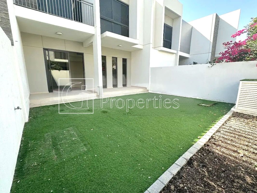 Single Row | Large Garden | Tenanted till June - 14