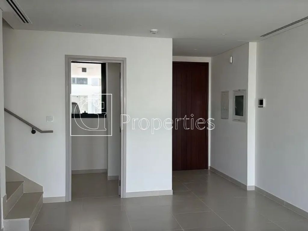 Single Row | Phase 2 | Vacant - 4