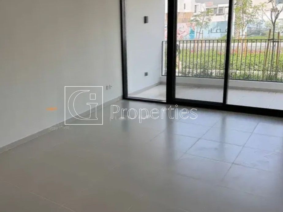 Single Row | Phase 2 | Vacant - 5