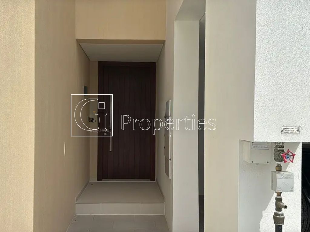 Single Row | Phase 2 | Vacant - 14