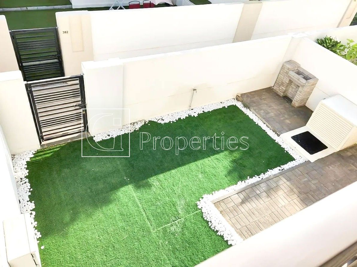 Corner Unit | Special Location | Family Home - 12