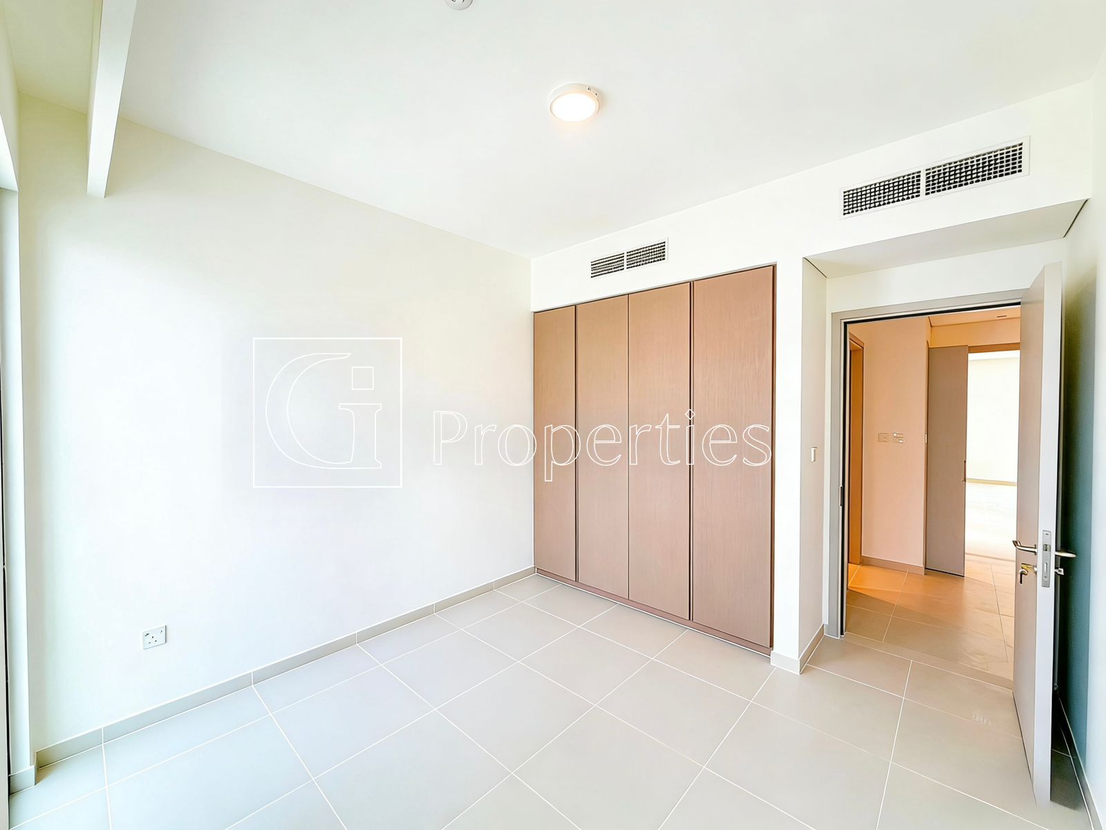 Water View | Brand New | Vacant - 6