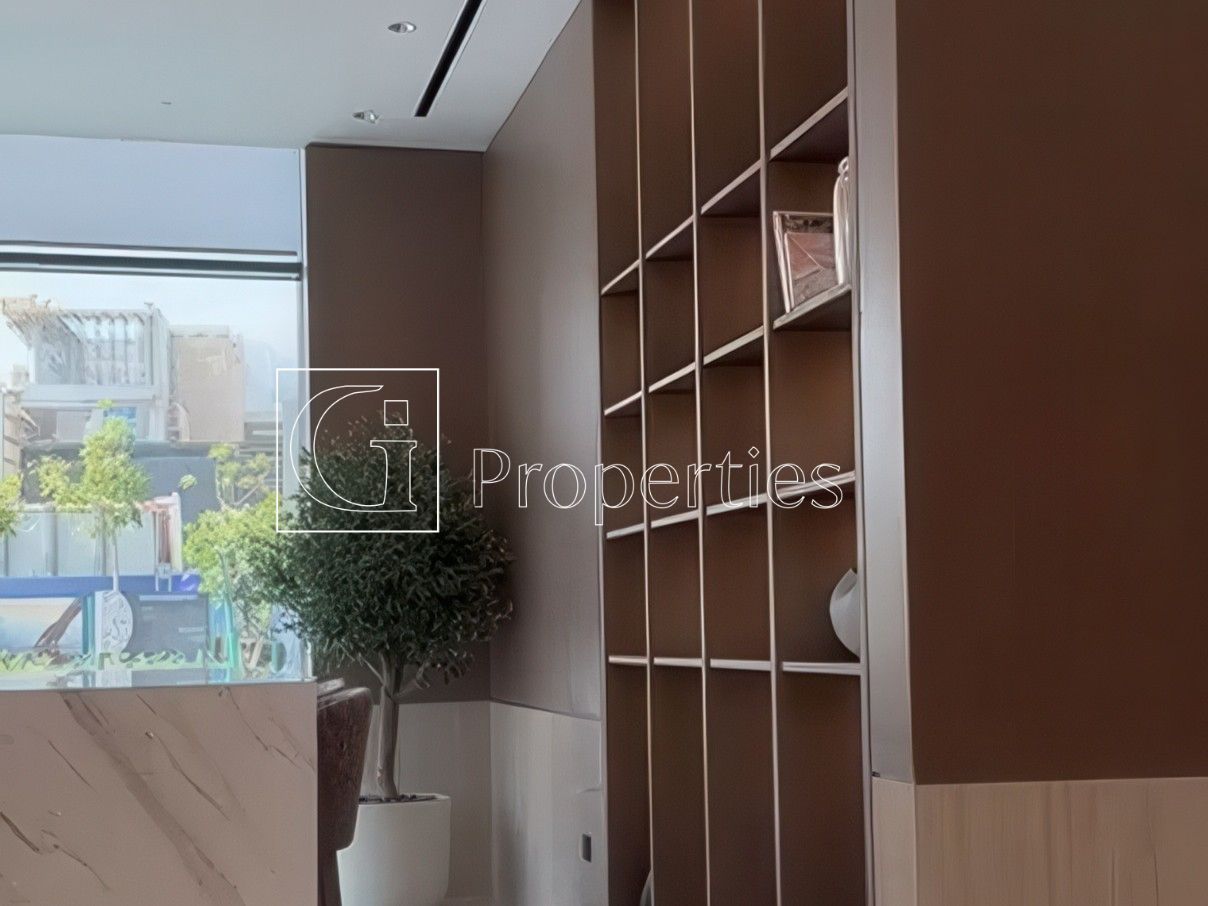 Exclusive 4BR | Large Layout | High-End Living - 5