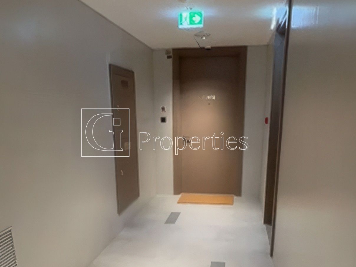 Exclusive 4BR | Large Layout | High-End Living - 11