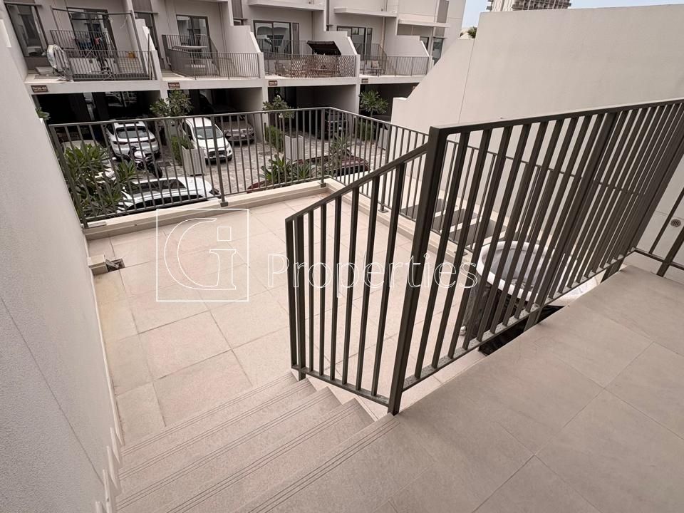 Unfurnished | Good Location | Vacant - 9