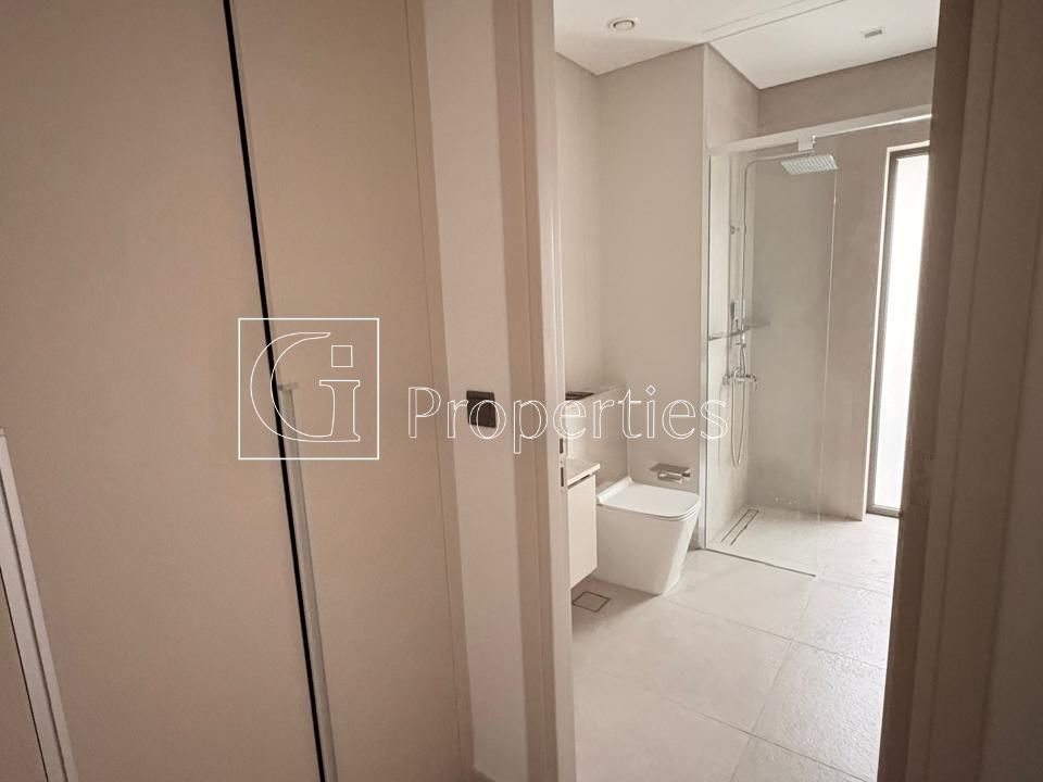 Unfurnished | Good Location | Vacant - 12