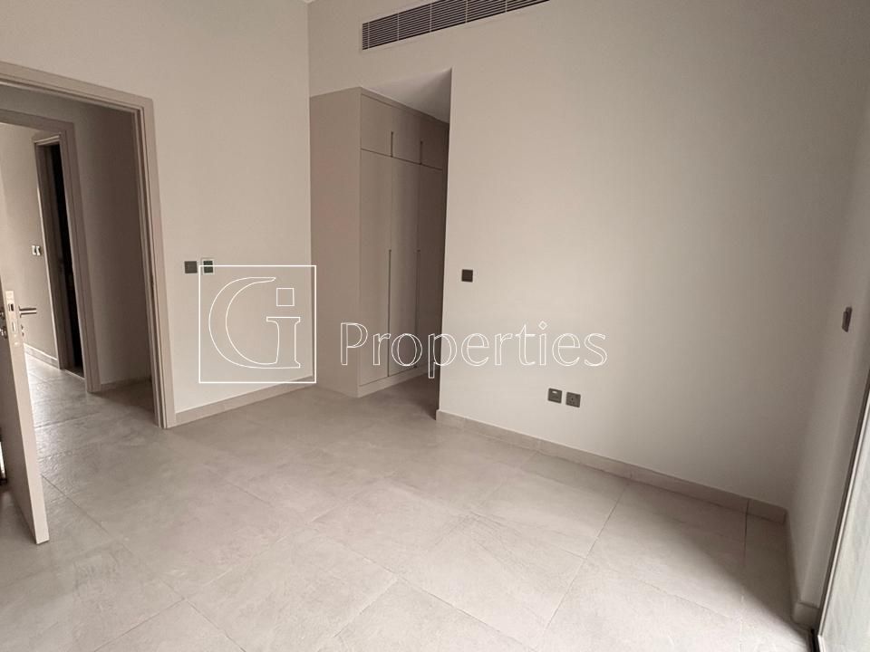 Unfurnished | Good Location | Vacant - 13