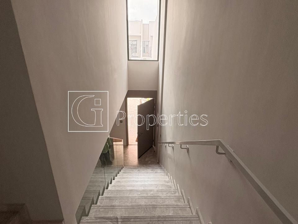 Unfurnished | Good Location | Vacant - 14