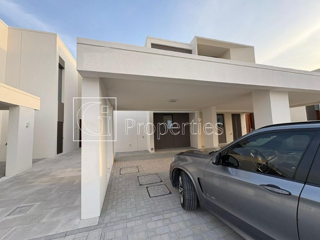 Unfurnished | Good Location| Big Layout - 1