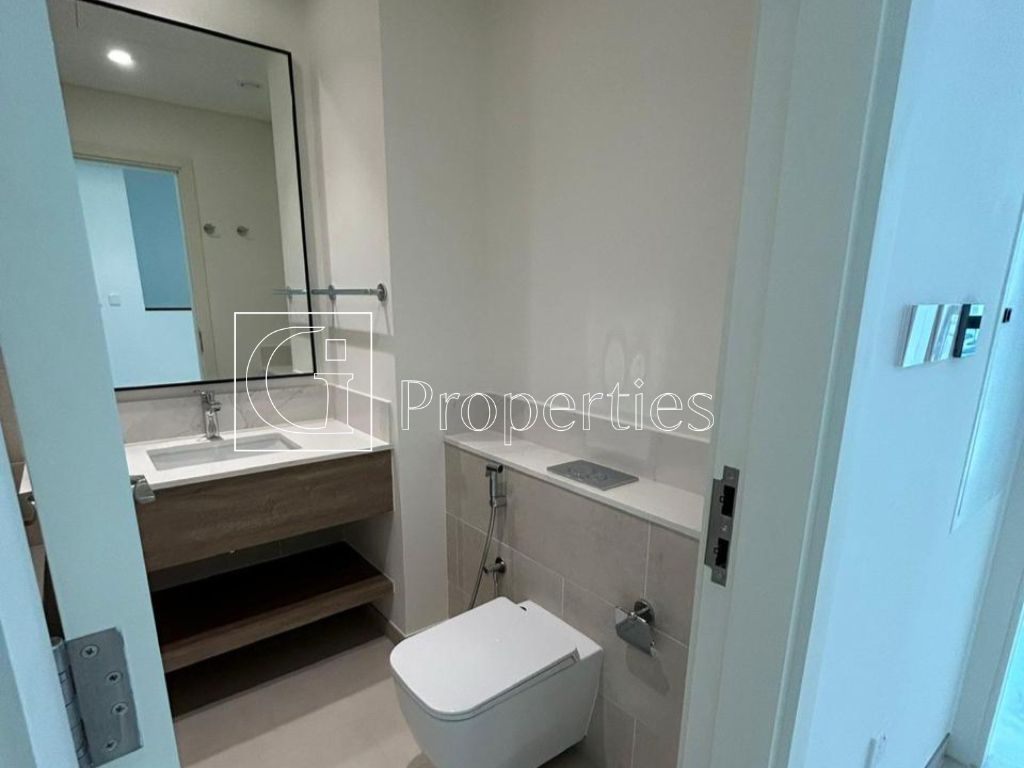 Unfurnished | Good Location| Big Layout - 13