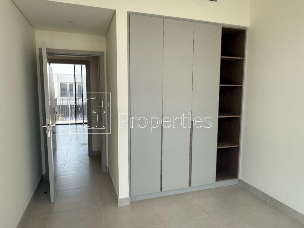 Middle Kitchen | Next to Pool | Spacious Layout - 9