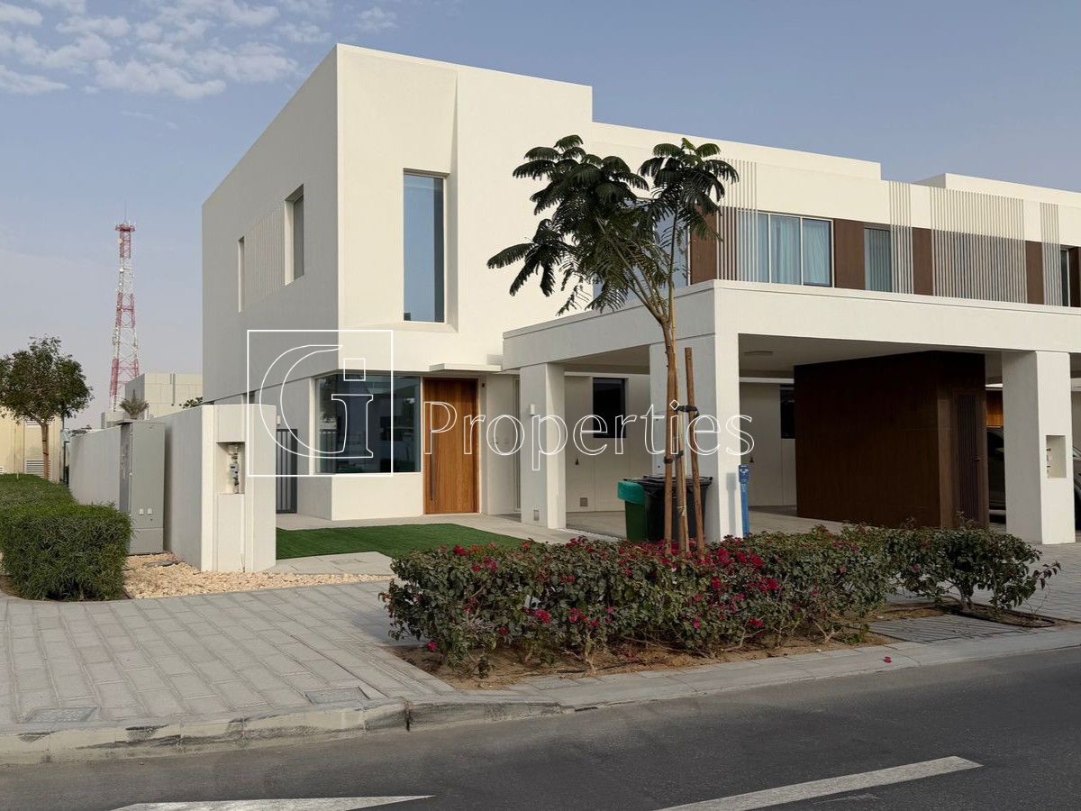 Luxury 4BR Villa | Spacious | Prime Community - 12