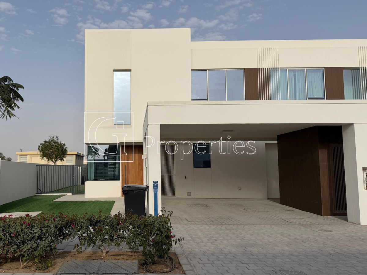 Luxury 4BR Villa | Spacious | Prime Community - 13