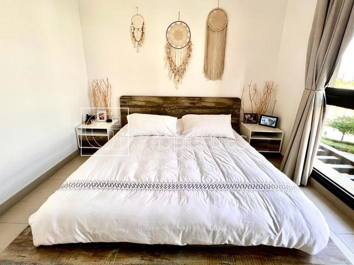 Pool View | Unfurnished | Spacious - 7