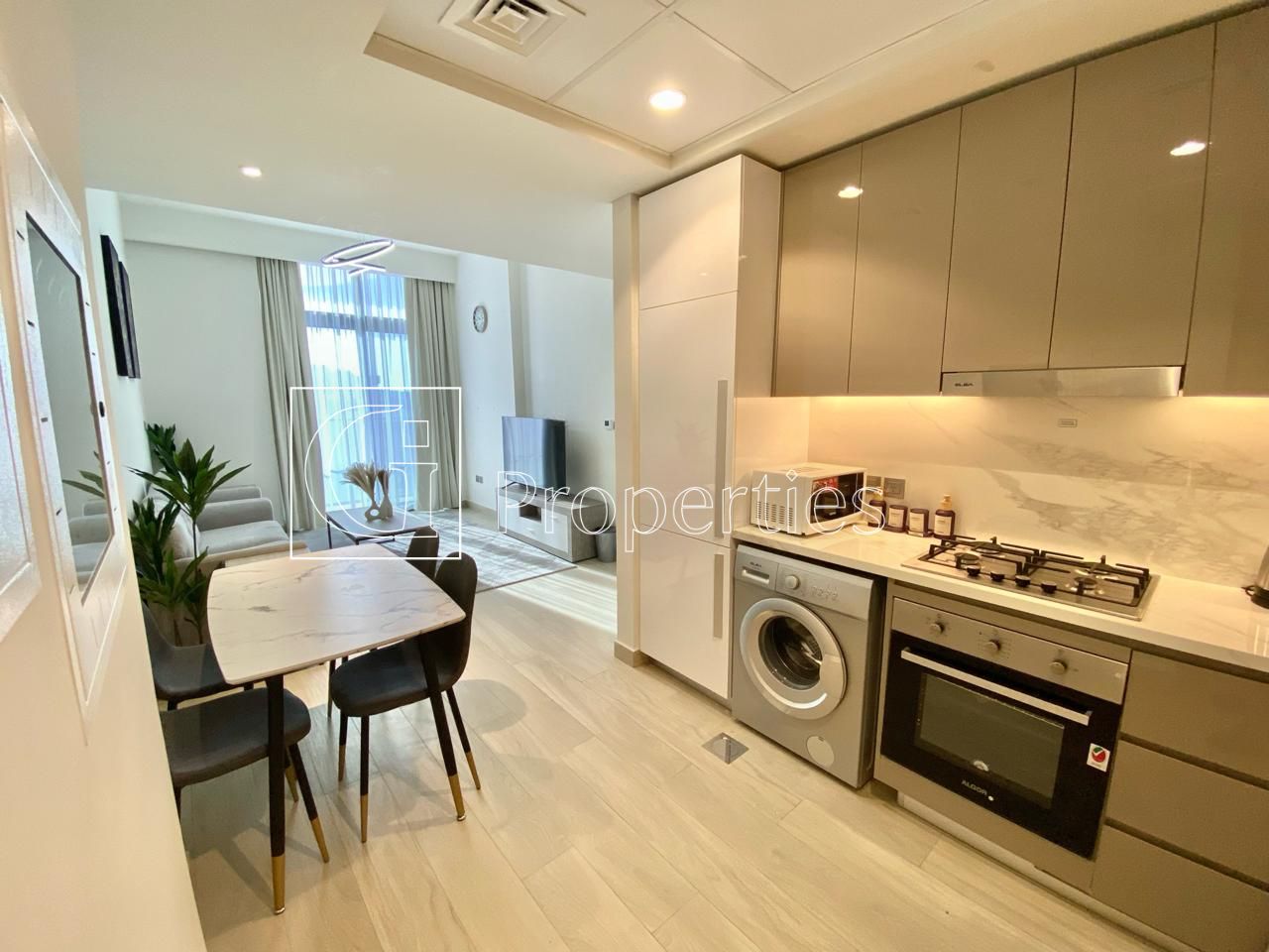 Fully Furnished | Cozy 1BR | Stunning View - 6