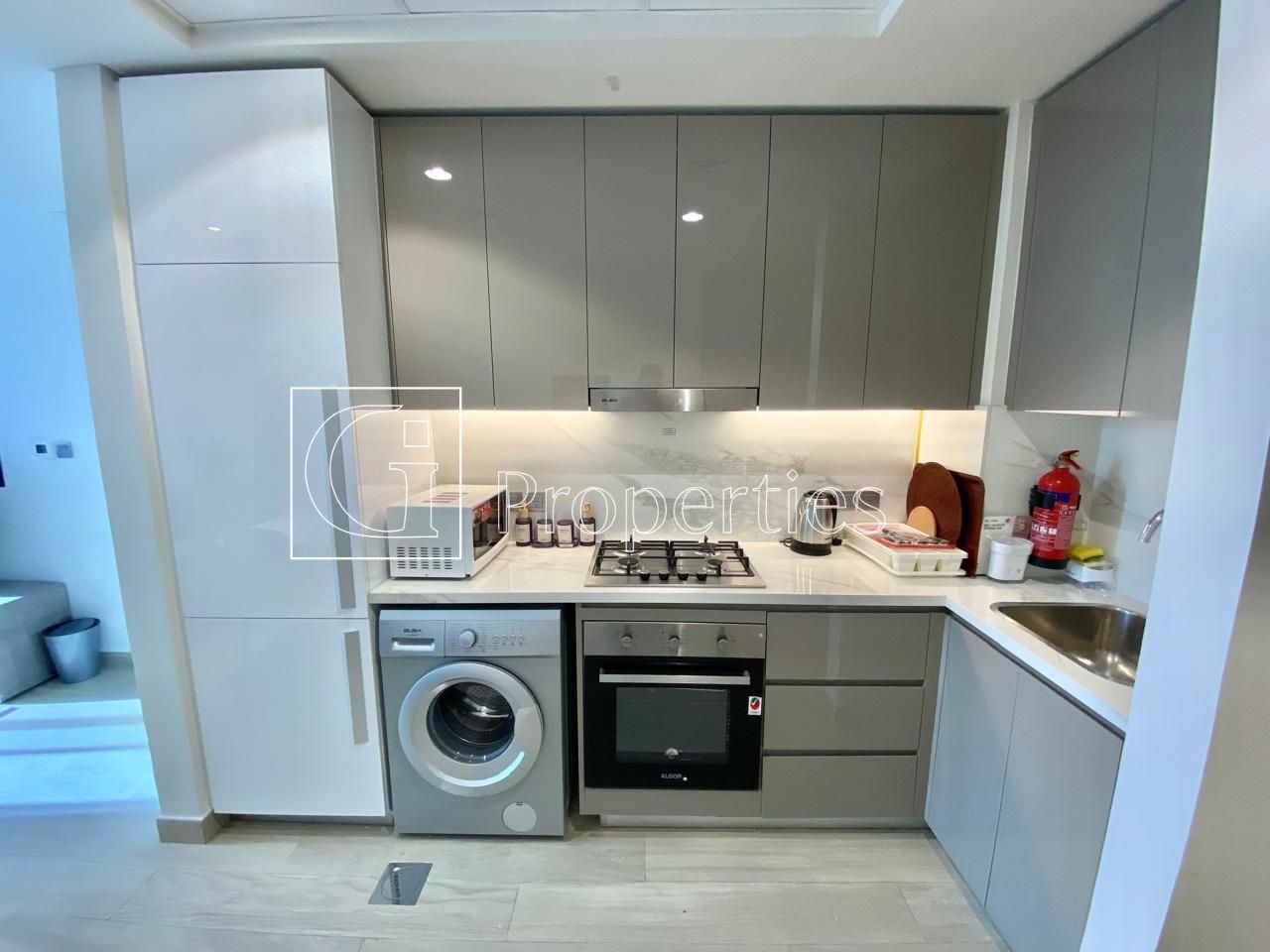 Fully Furnished | Cozy 1BR | Stunning View - 8