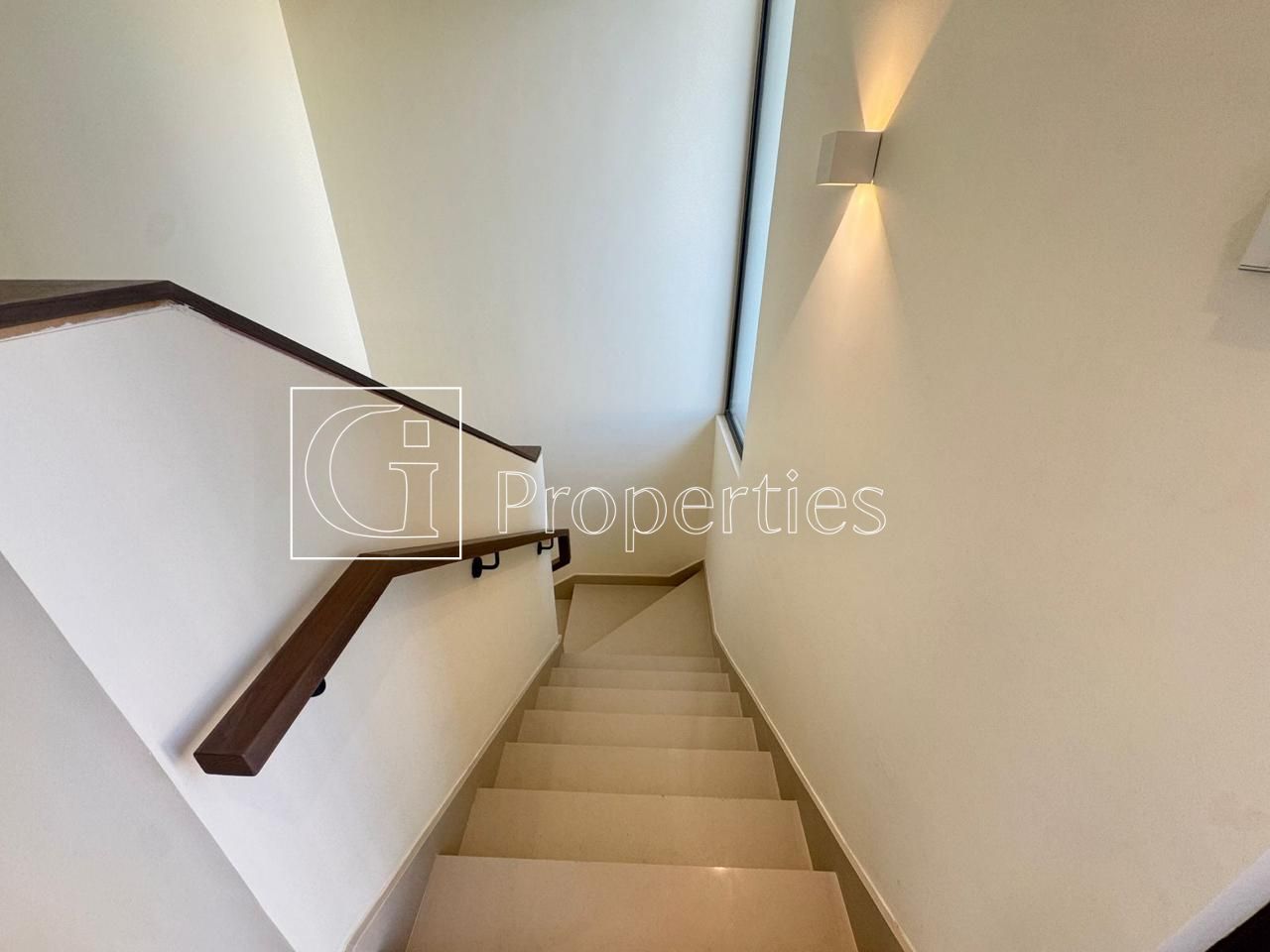 Single Row 4BR | Family Home | Ready To Move - 13