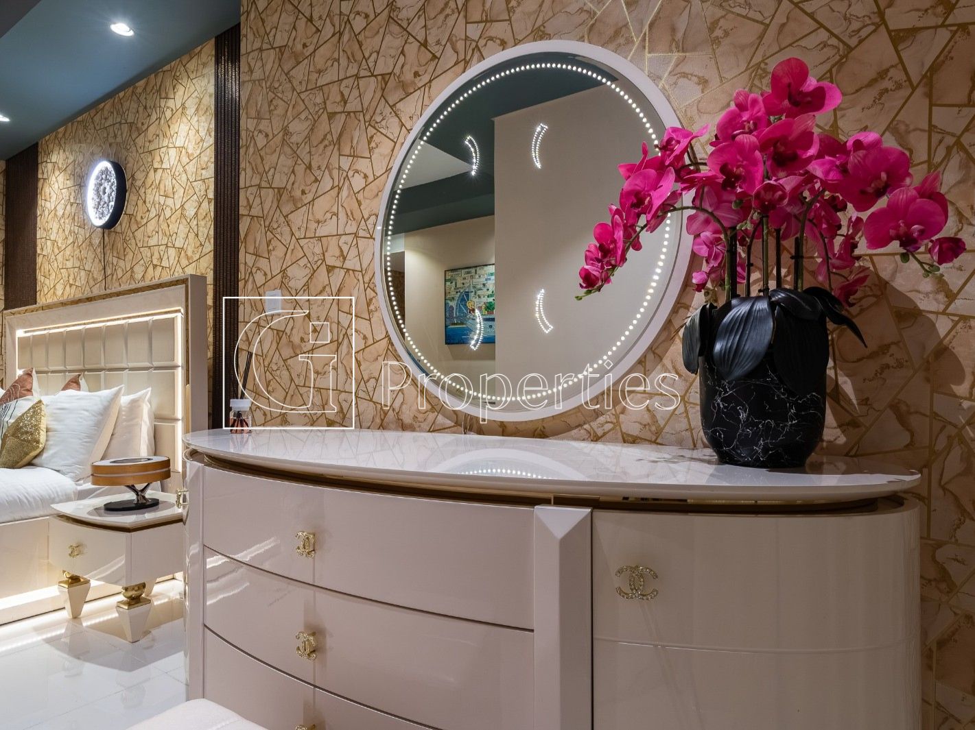 Luxury Living | Burj Khalifa View | Negotiable - 17