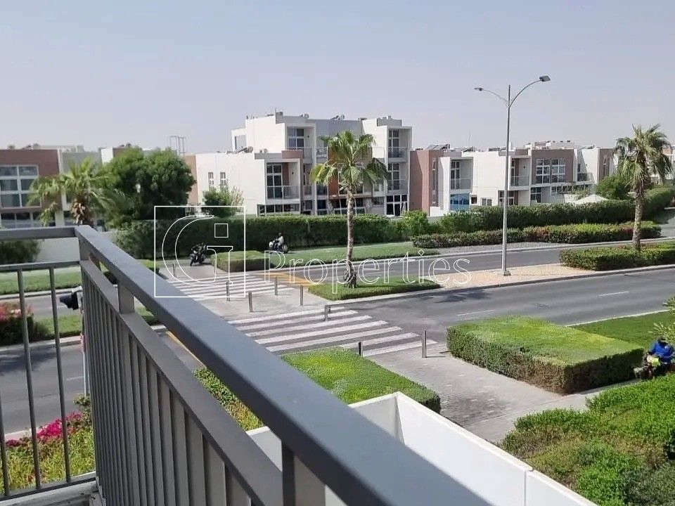 Spacious | Modern Living | Family-Friendly - 13