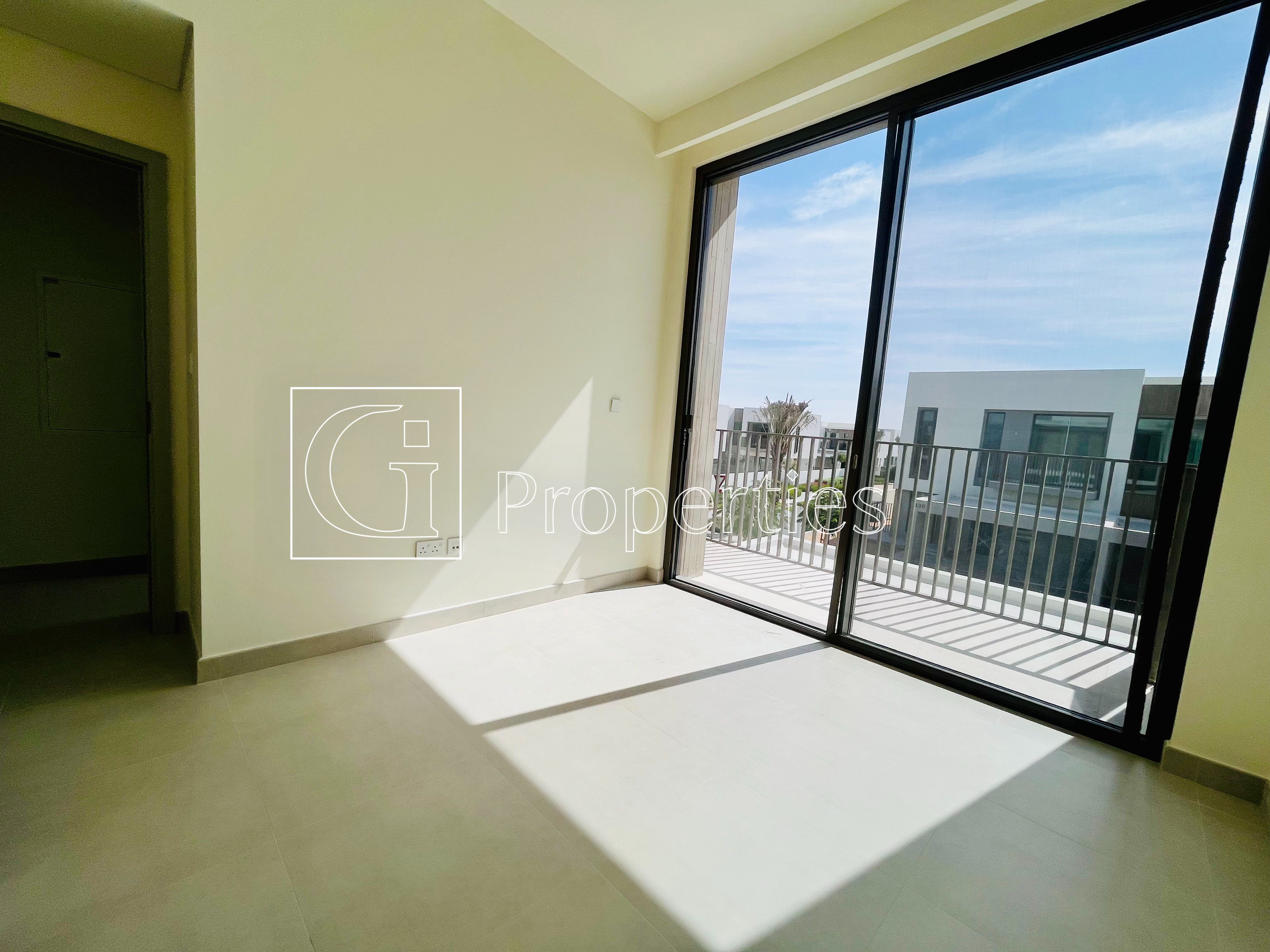 Premium Corner Unit | Brand New | Near to Entrance - 6