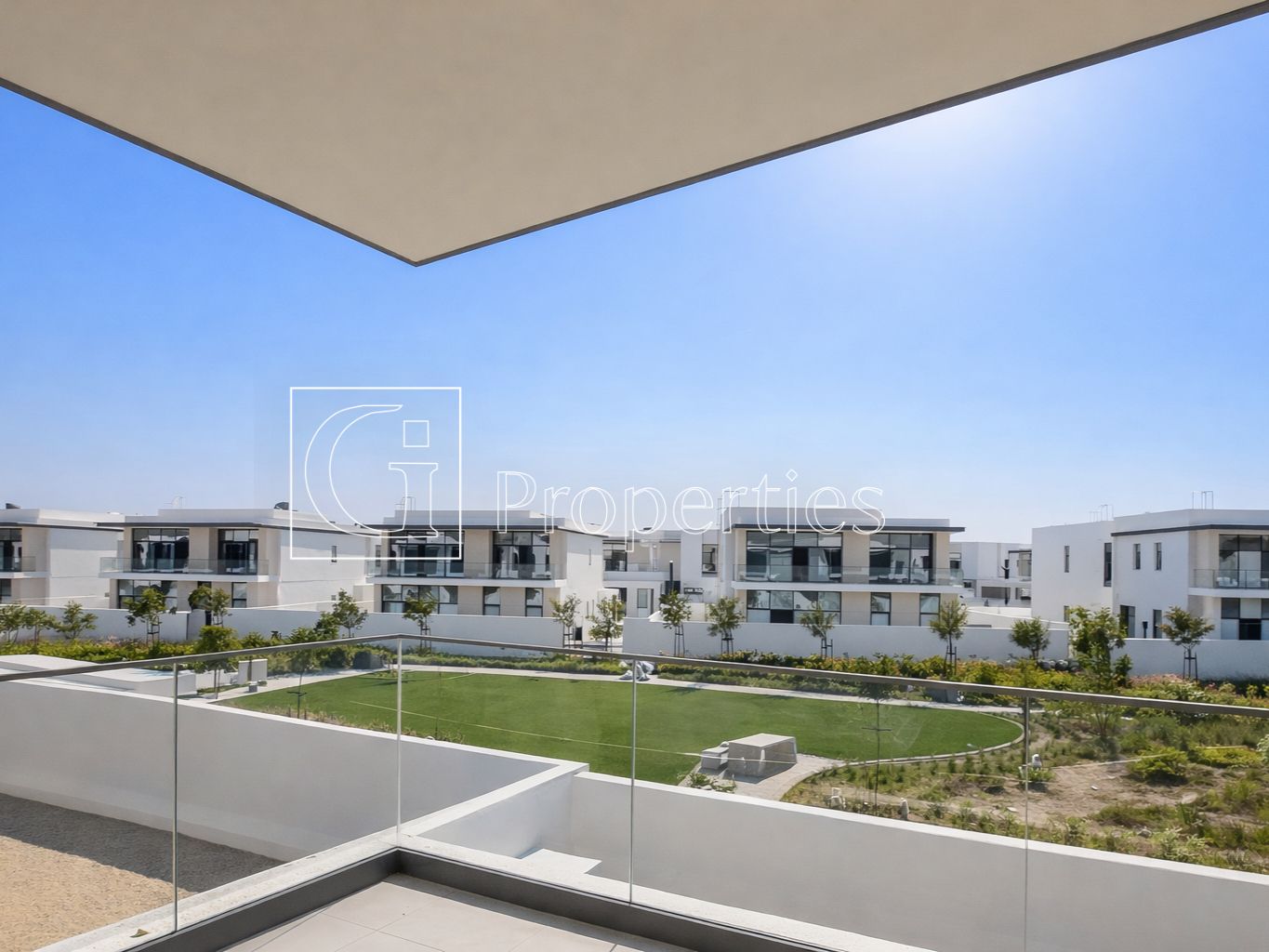 Luxury 5BR Standalone Villa | Elevator + Staff - 17