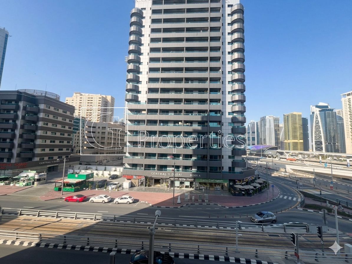 Unfurnished | Ready to Move | Vacant - 10