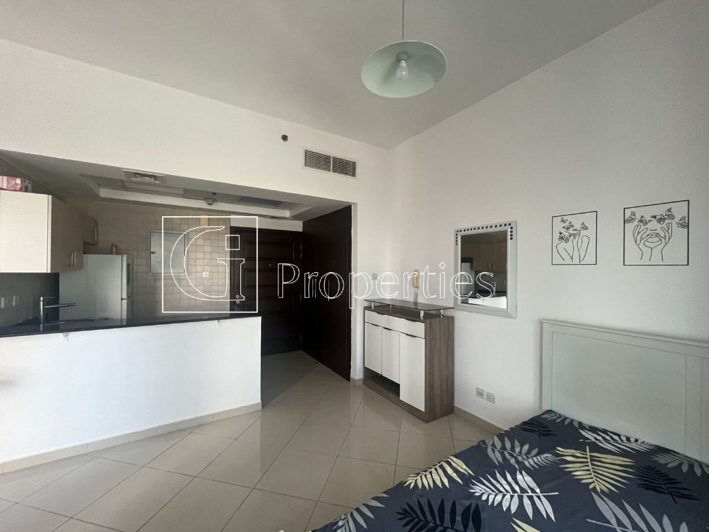 Ready to Move | Fully Furnished | Lake View - 3