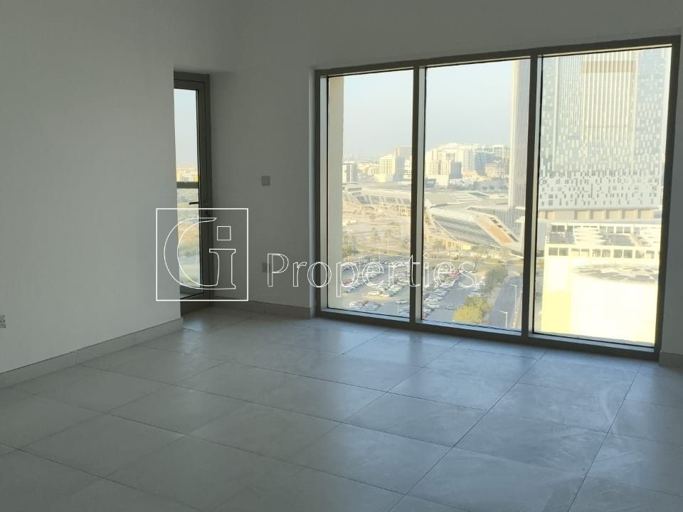 Exclusive | Good Location | On Mid Floor - 9