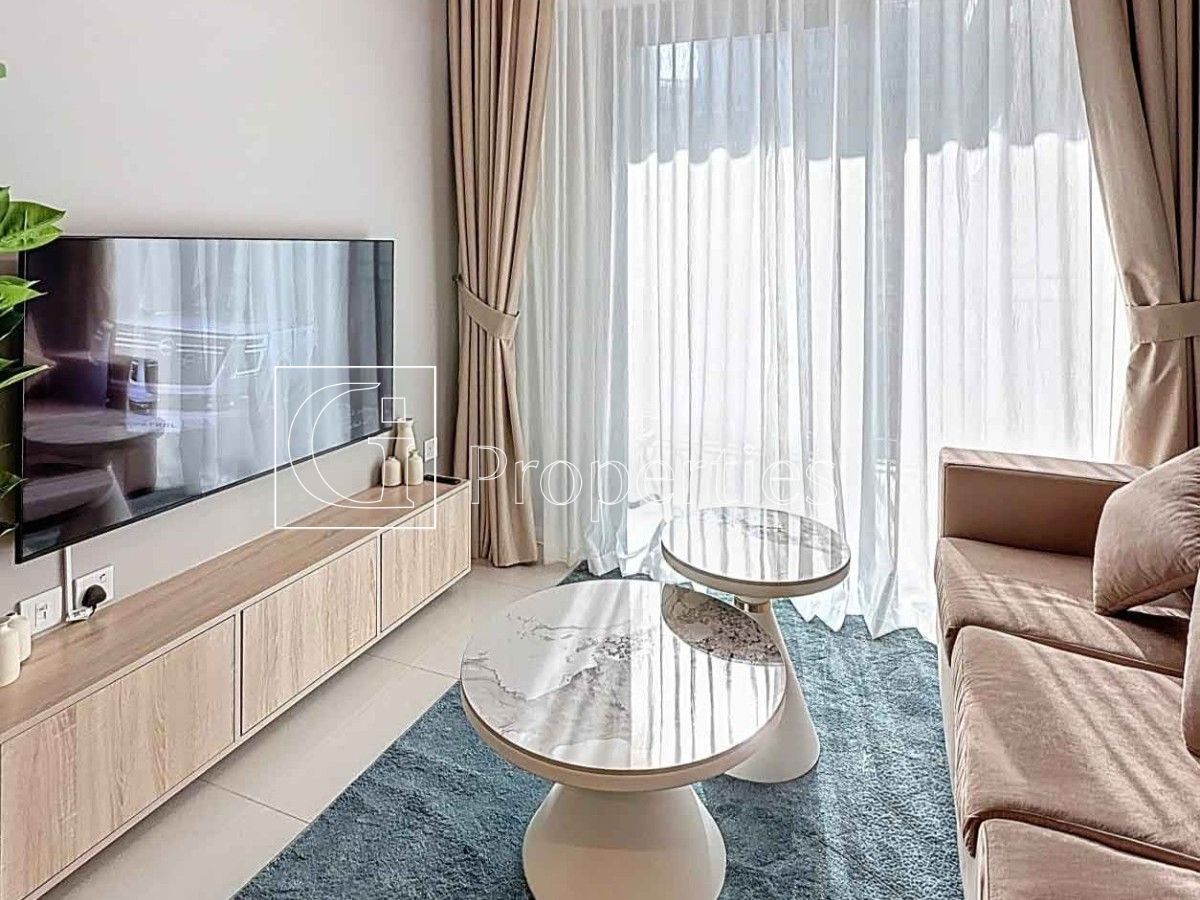 City Living | Elegant 1BR | Move-In Ready - 3