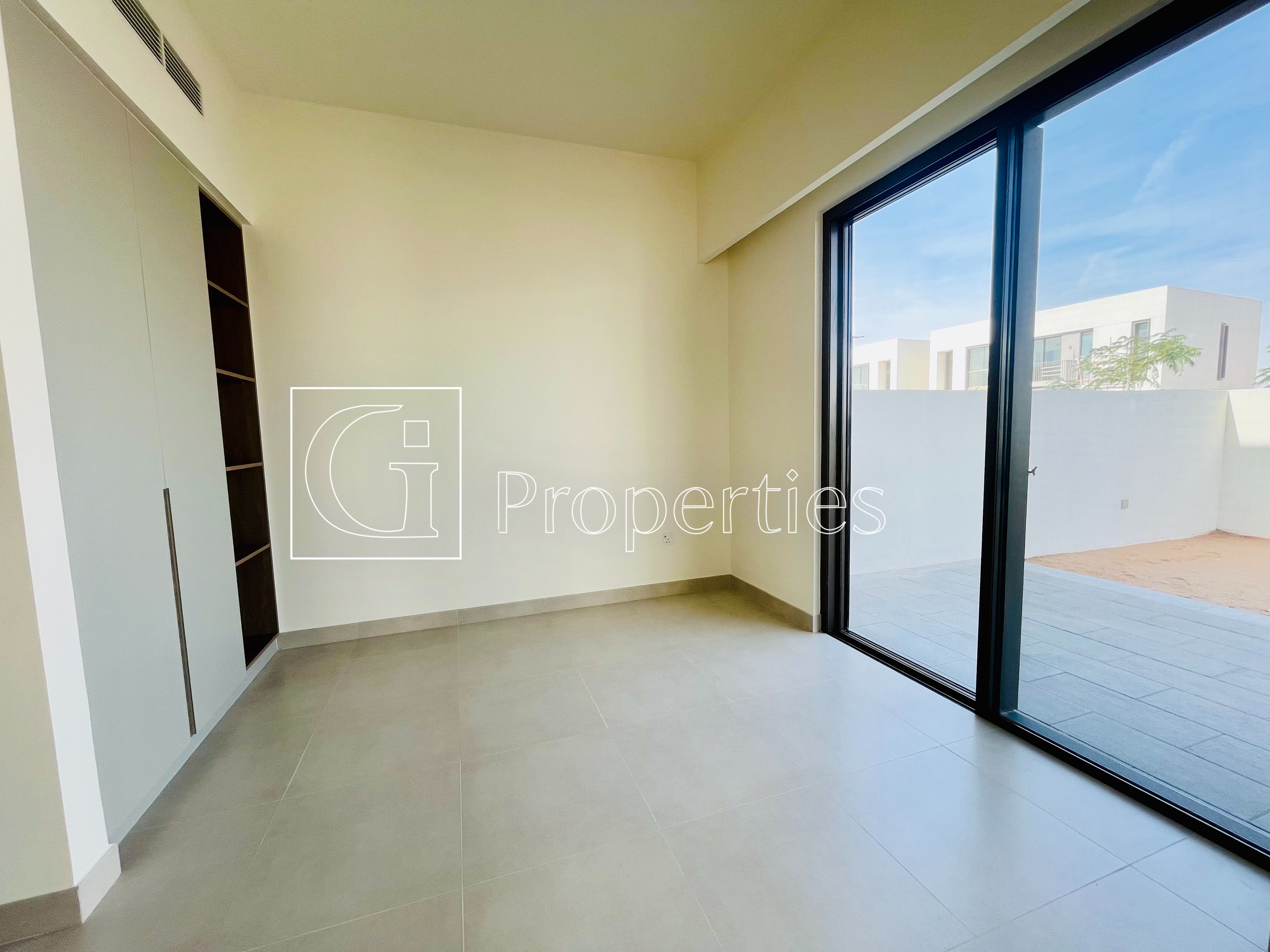 Ready to Move | Corner Unit | Near Pool and Gym - 7