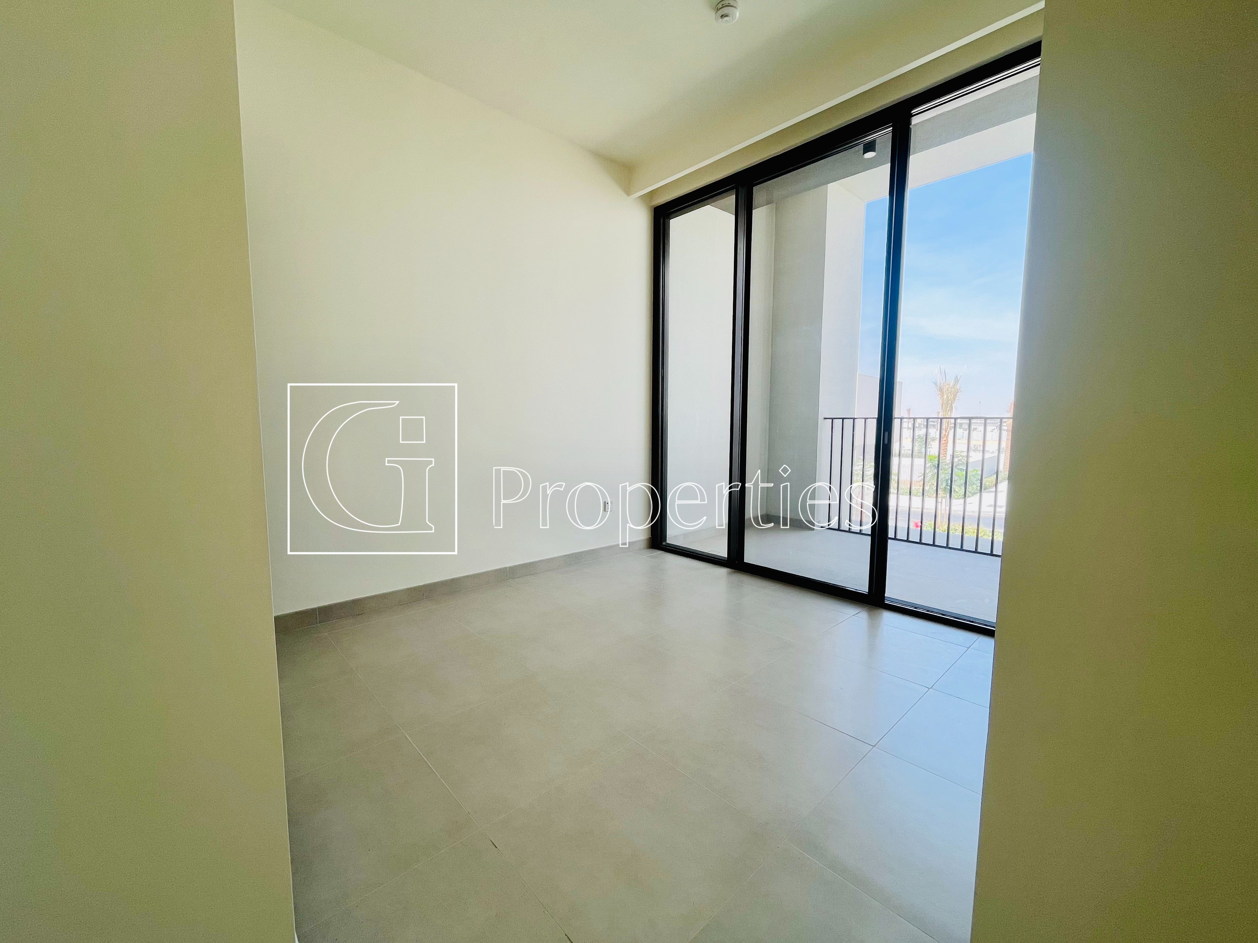 Ready to Move | Corner Unit | Near Pool and Gym - 11