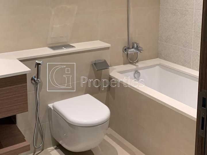 Brand new | Amazing location | Modern Finishes - 14