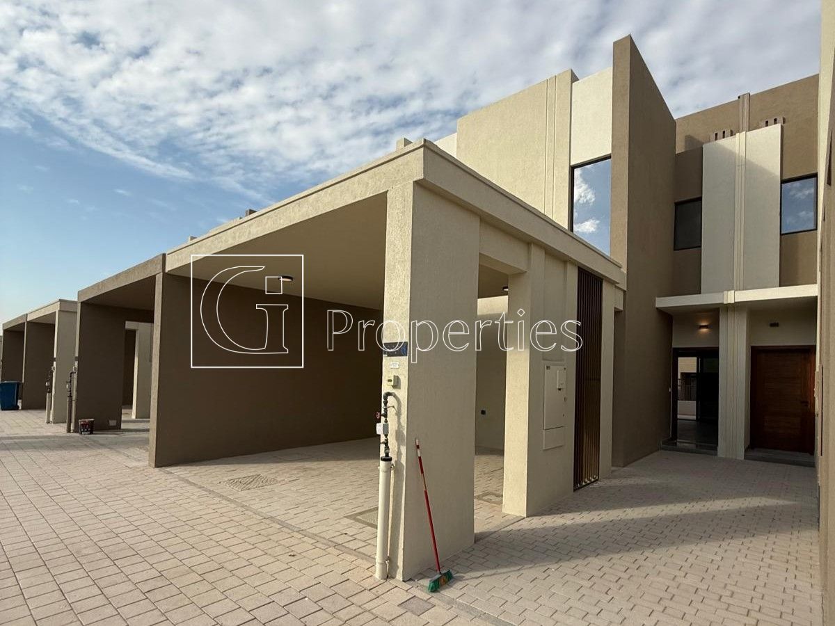 Elegant 3BR+Maid | Modern Living | Prime Location - 13