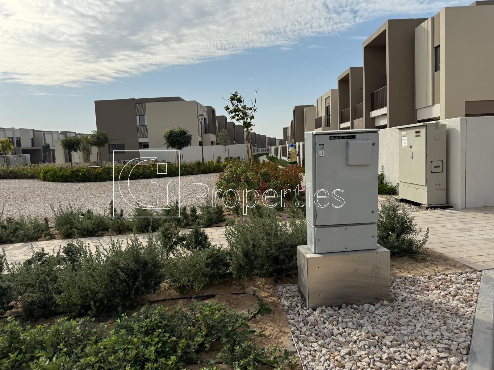 Elegant 3BR+Maid | Modern Living | Prime Location - 18