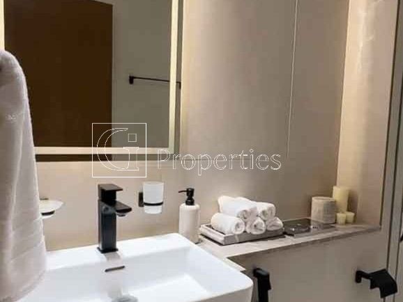 Spacious 1BR | Modern Living | Prime Location - 12