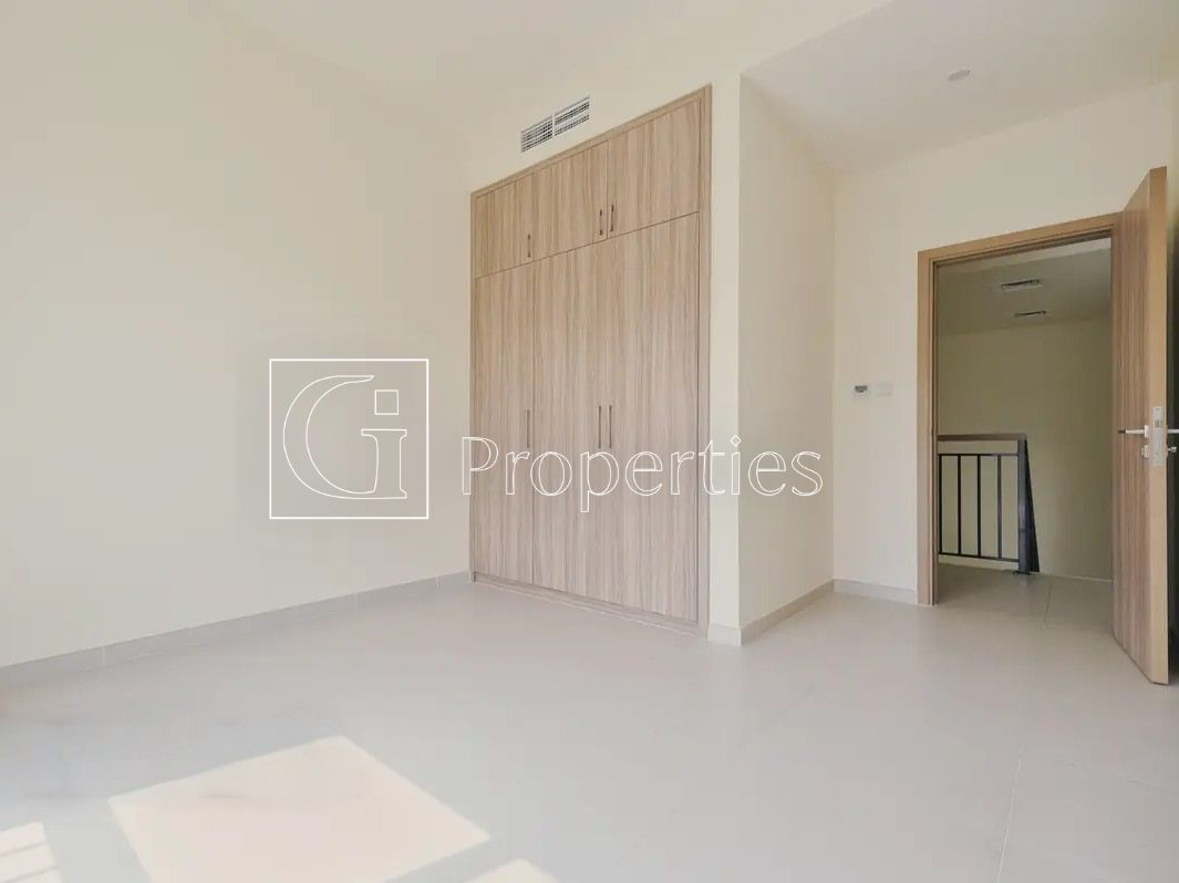 Newly Upgraded | Spacious 3BR+M | Tenanted - 6