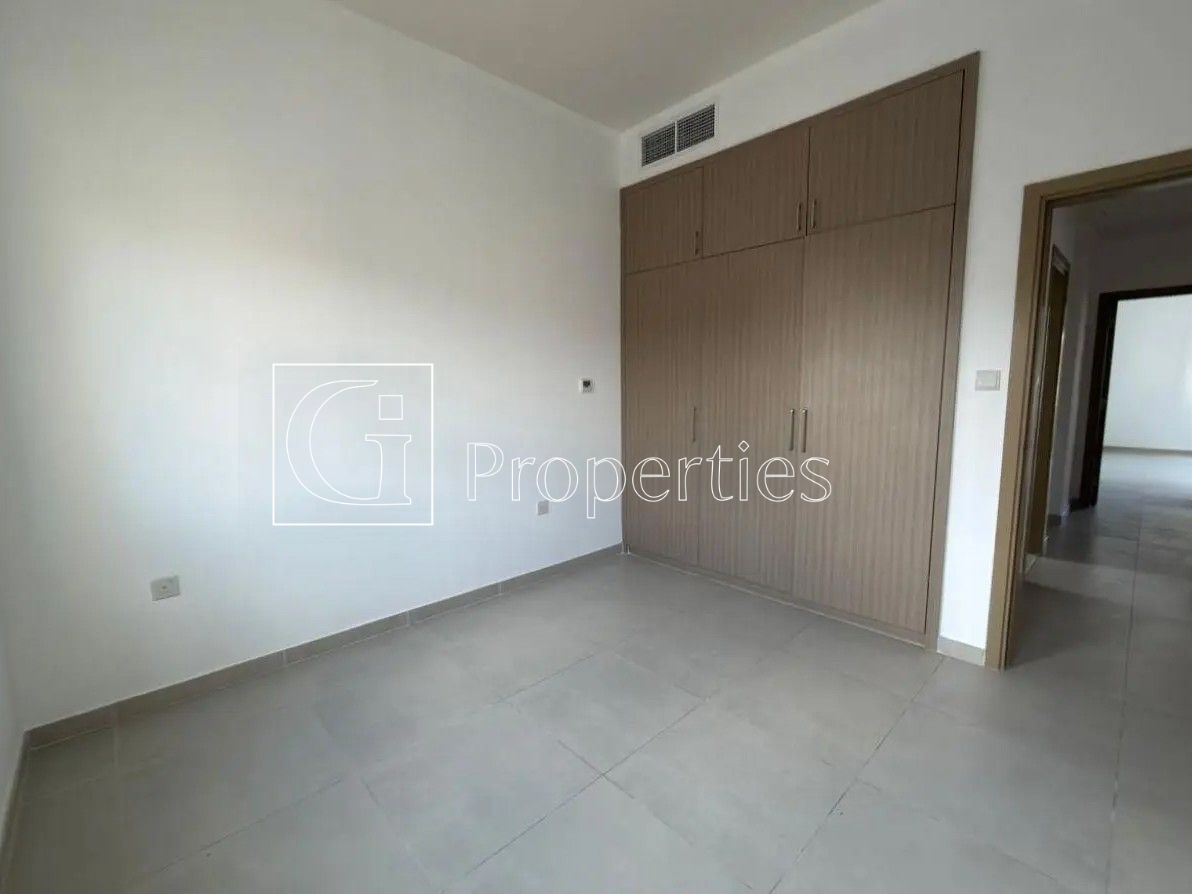 Newly Upgraded | Spacious 3BR+M | Tenanted - 9