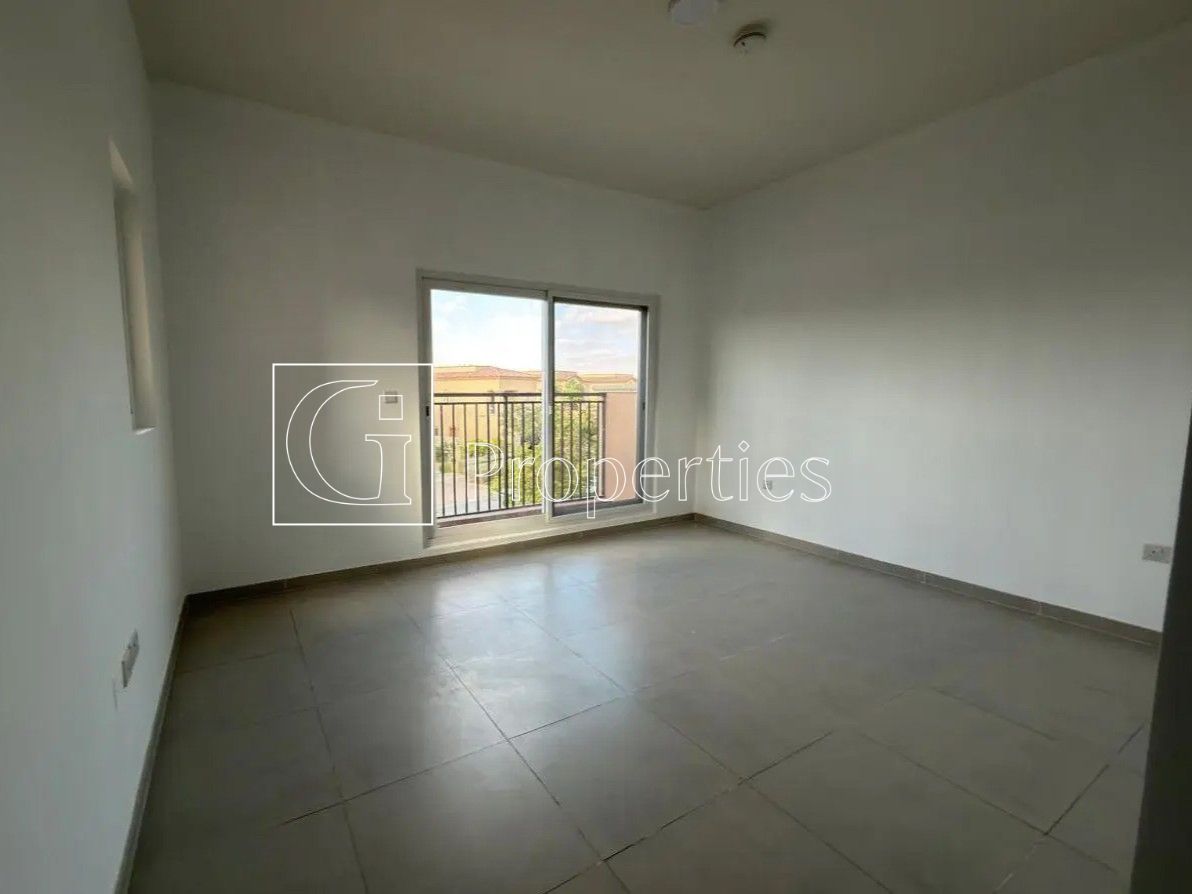 Newly Upgraded | Spacious 3BR+M | Tenanted - 13