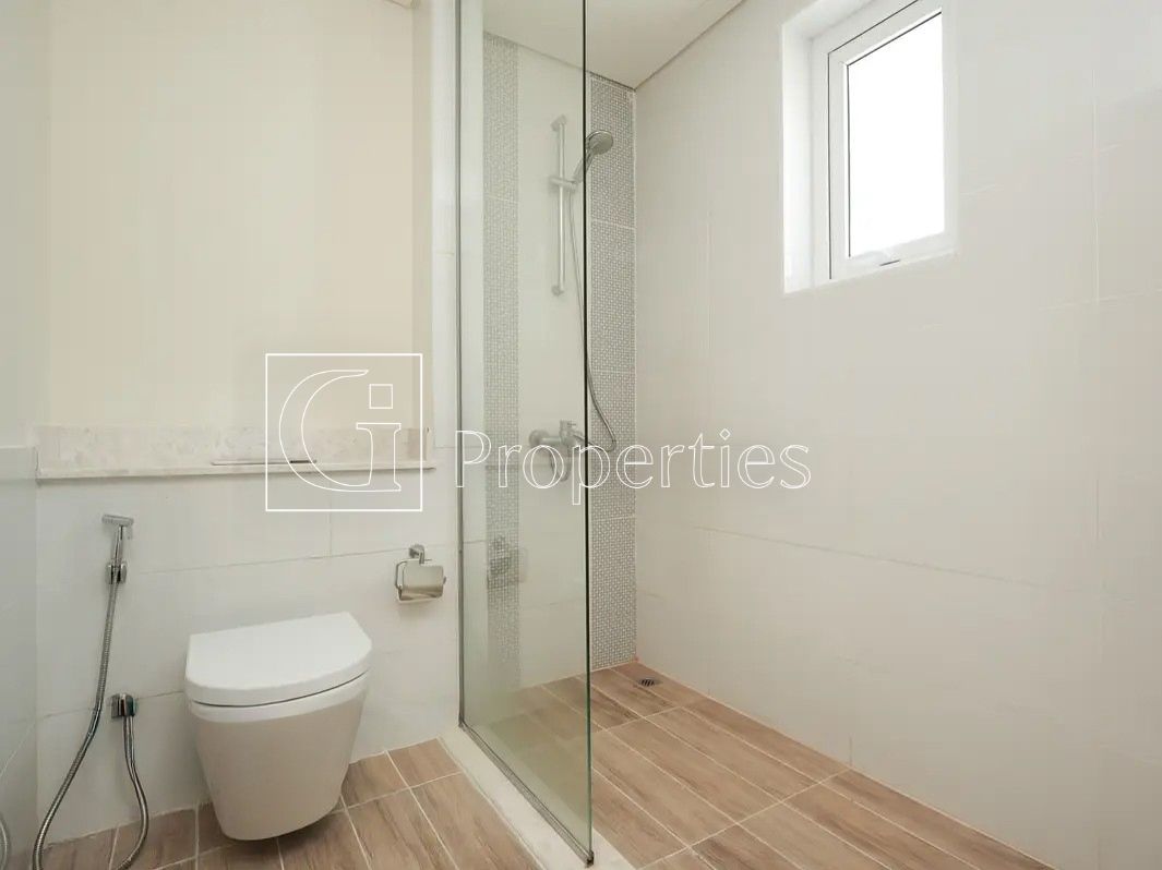 Newly Upgraded | Spacious 3BR+M | Tenanted - 17