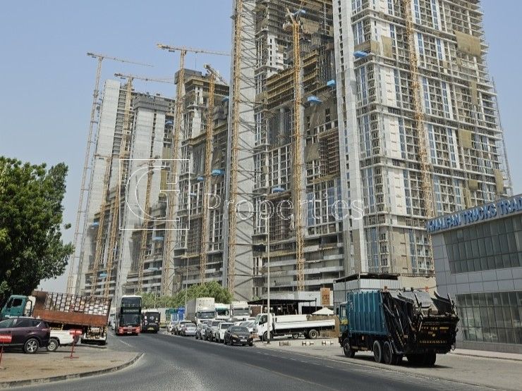 Spacious 3BR | Premium Living | High-End Community - 14