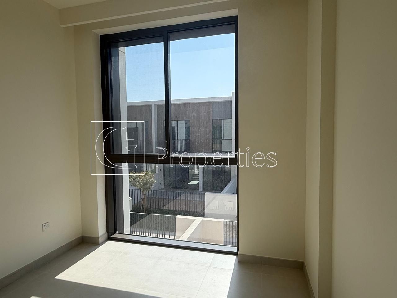 Modern 3BR | Spacious Layout | Family Living - 11