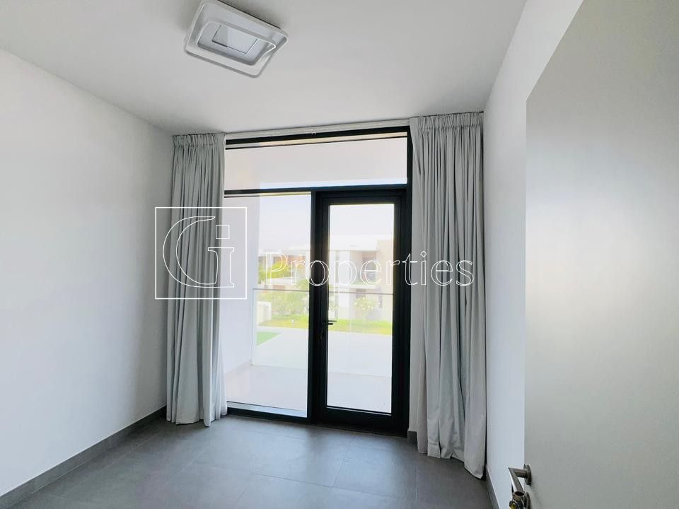 Partly Furnished | East-West Facing | Spacious - 5