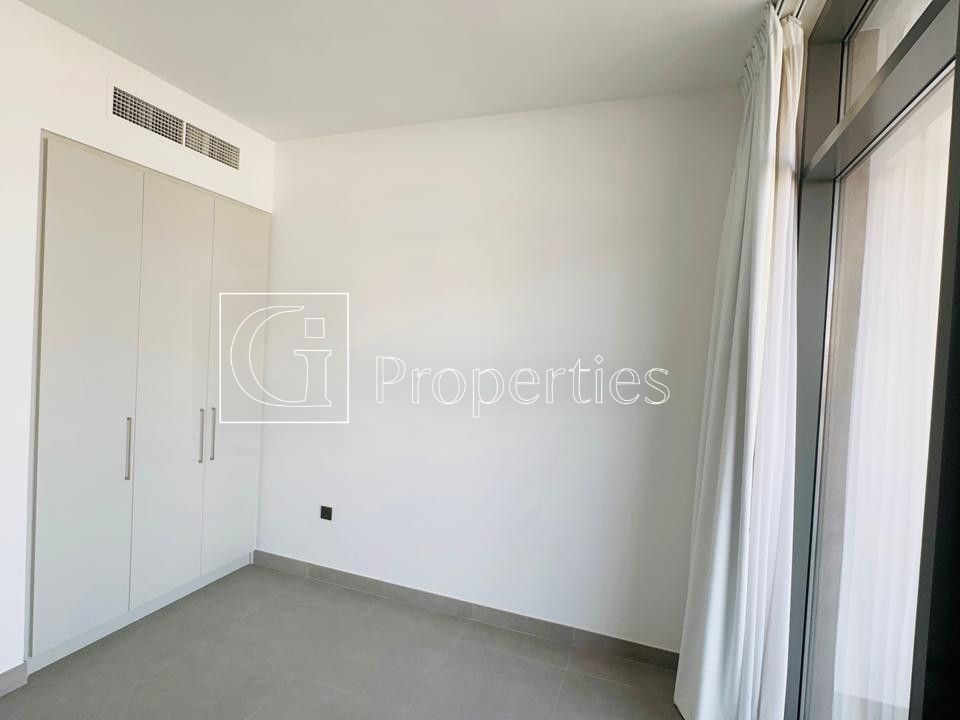 Partly Furnished | East-West Facing | Spacious - 7