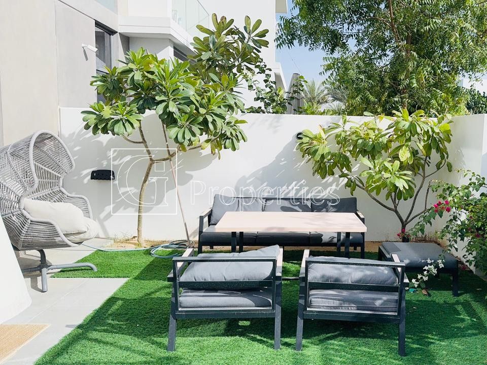 Partly Furnished | East-West Facing | Spacious - 20