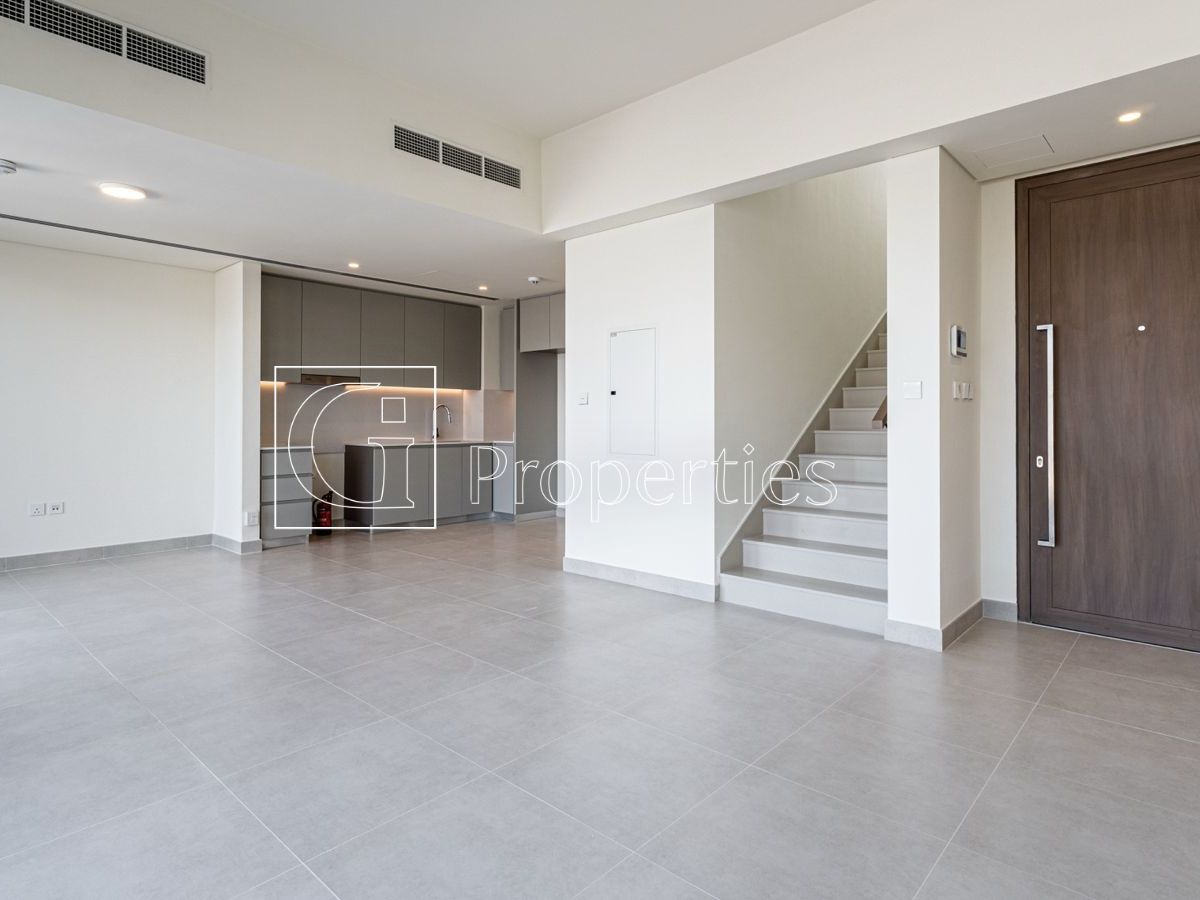 Single Row | Prime Location | Mortgage Available - 3