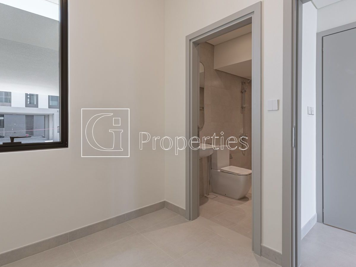 Single Row | Prime Location | Mortgage Available - 6