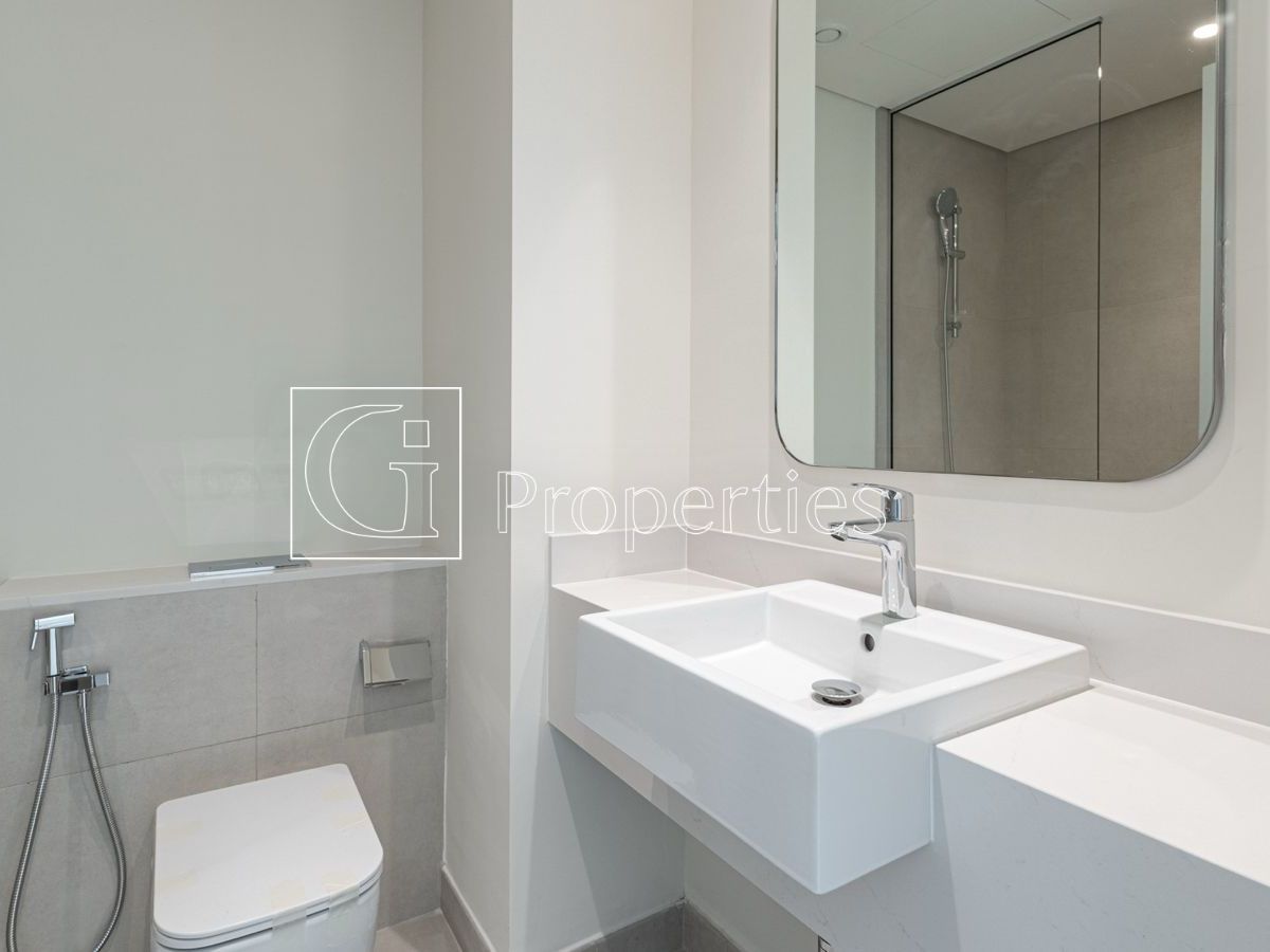 Single Row | Prime Location | Mortgage Available - 13